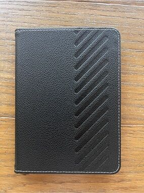 Target Bullseye Kindle Paperwhite E-Reader Case Black Geometric